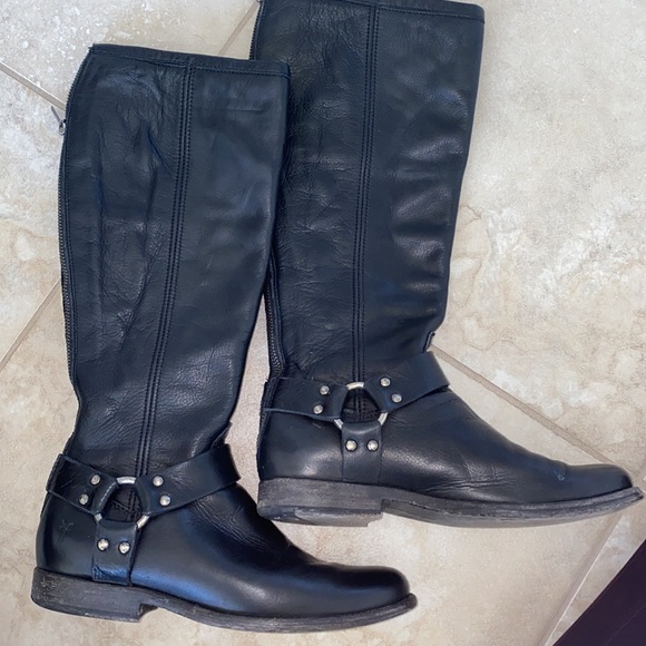 Frye tall black boots, size 8 - Picture 1 of 11